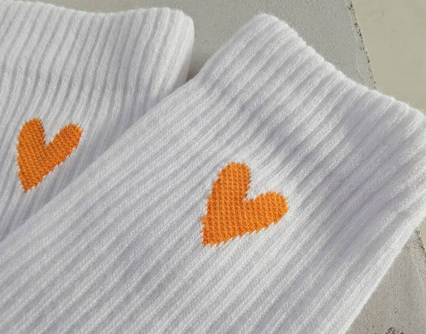 Socken HEART - weiß | orange (Größe 35-38)
