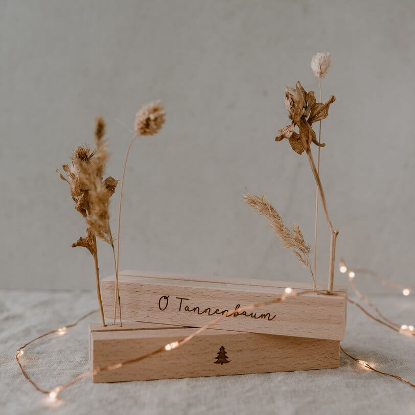 Eulenschnitt - Karten- und Trockenblumenständer Tannenbaum im 2er Set