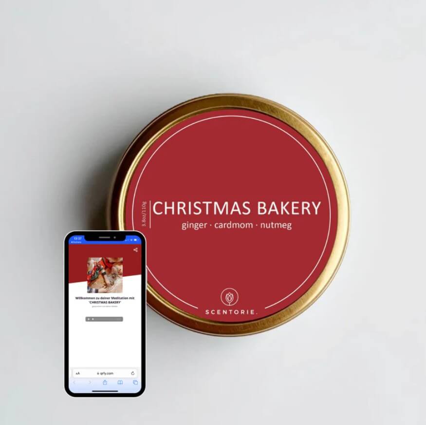 CHRISTMAS BAKERY (110g Duftkerze mit Holzdocht) CHRISTMAS BAKERY (110g Duftkerze mit Holzdocht)