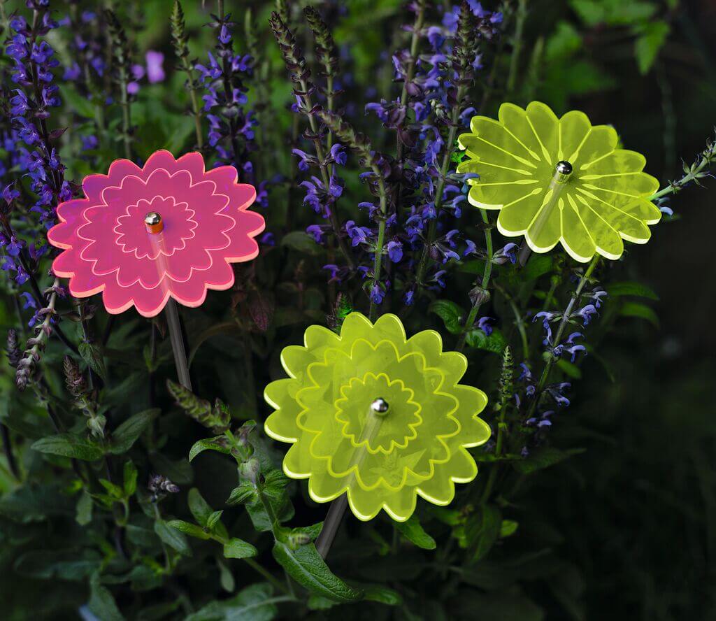 Blatt & Blüte Sonnenfänger-Stecker (versch. Farben)