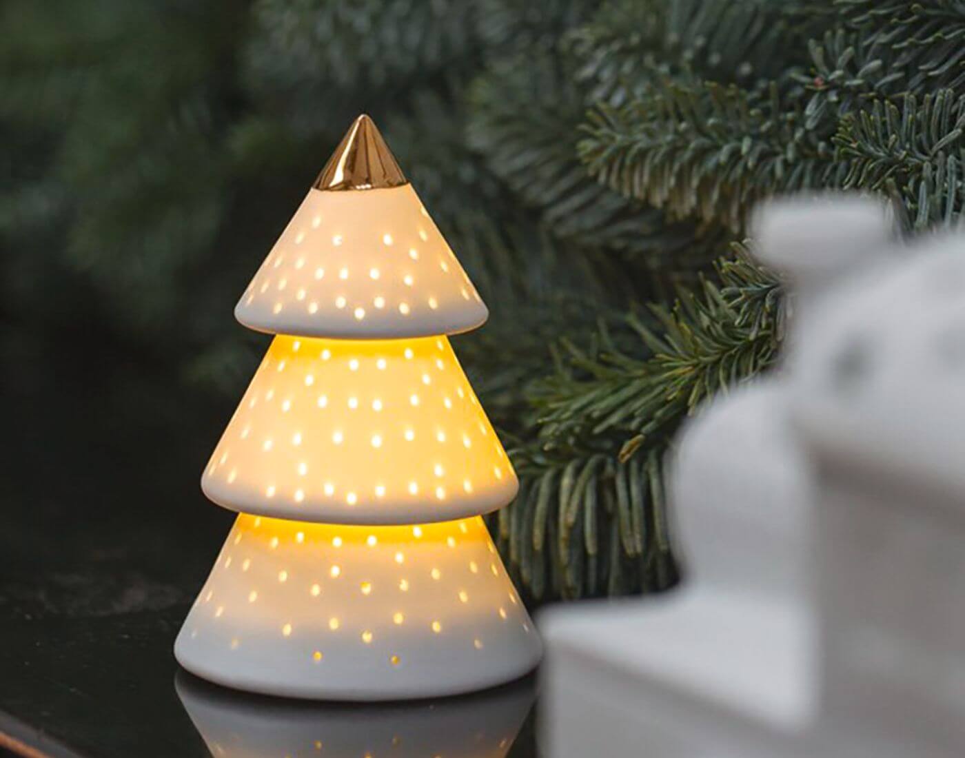 LED Weihnachtslicht - Tanne LED Weihnachtslicht - Tanne