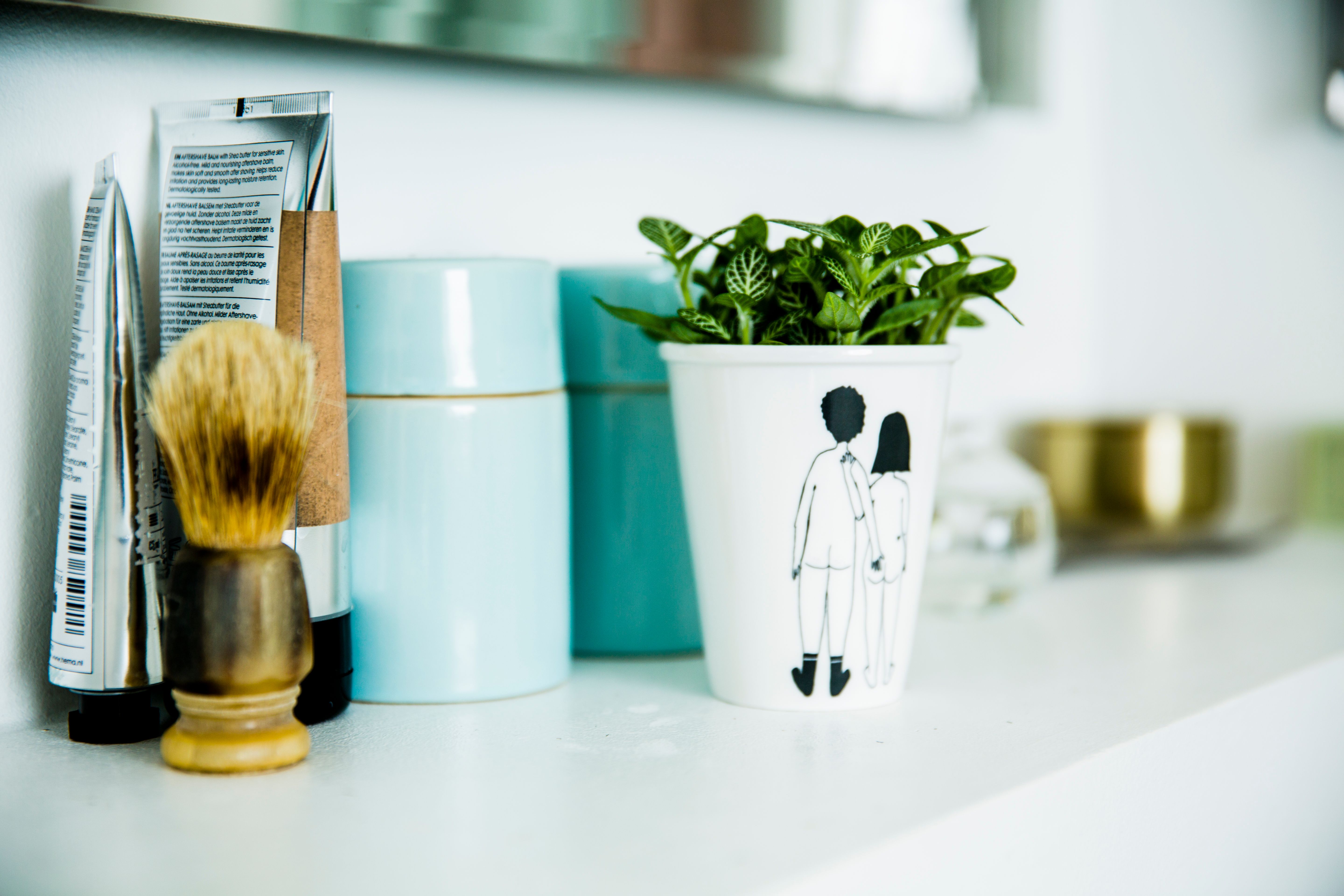 wwqOzJmg Becher naked couple (back) - helen b