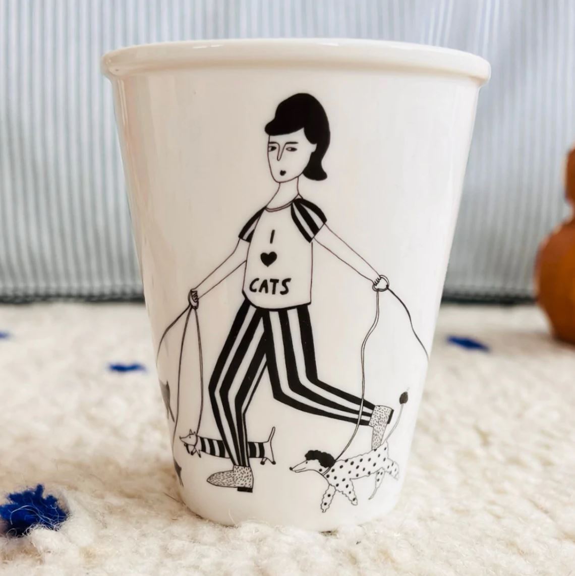 becher-helenb-i-love-cats-katzenfrau-schwarz-weiss Becher i love cats - helen b