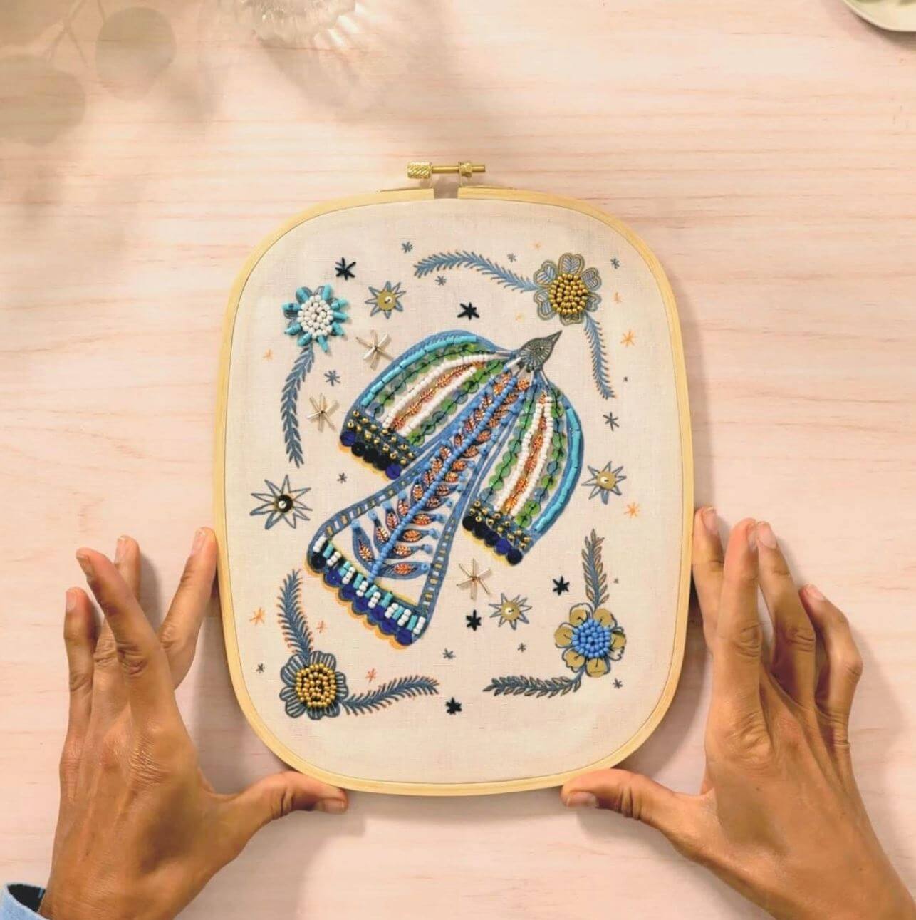 Atelier 59 - Perlenstickerei Vogel