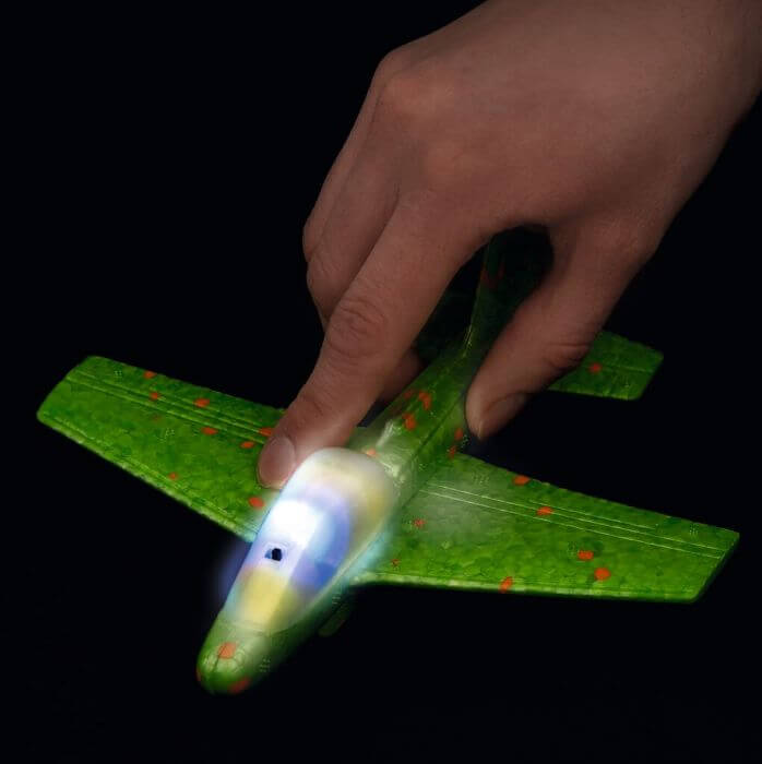 Kleiner Leuchtflieger mit LED - verschiedene Farben