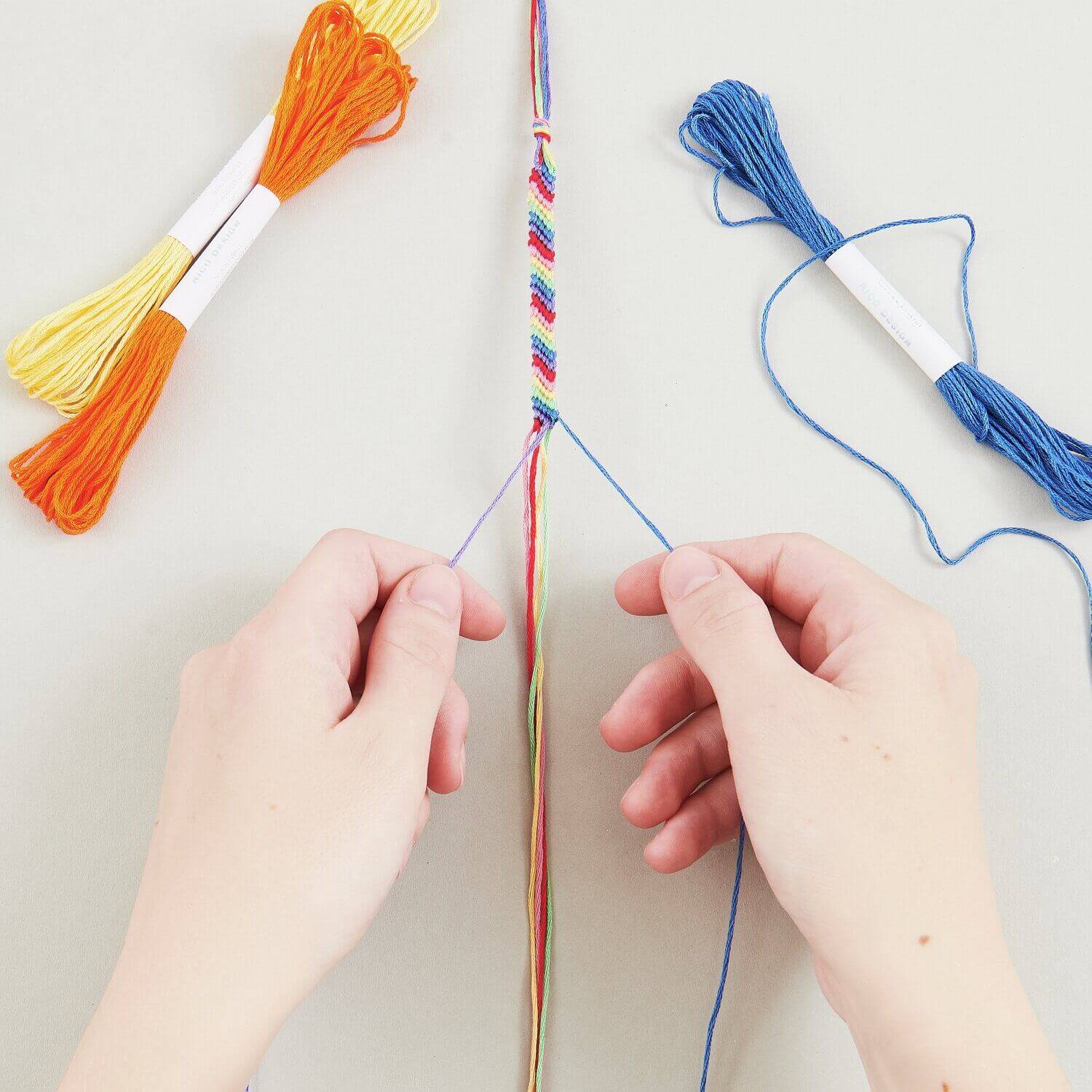 DIY Freundschaftsarmbänder Set Classic Colours