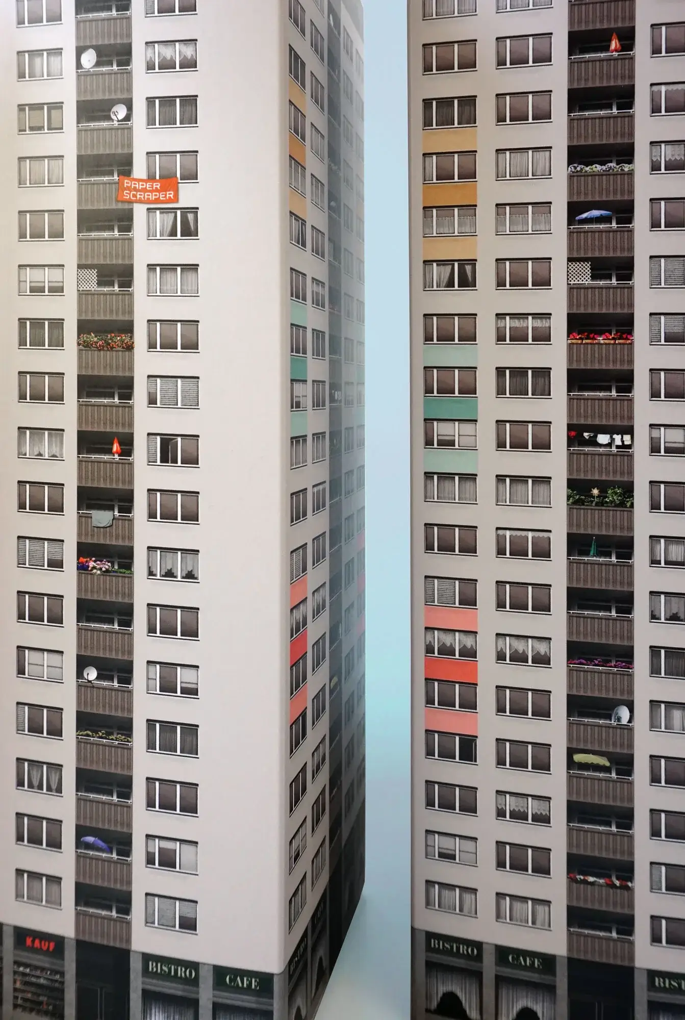Paperscraper Plattenbau Berlin