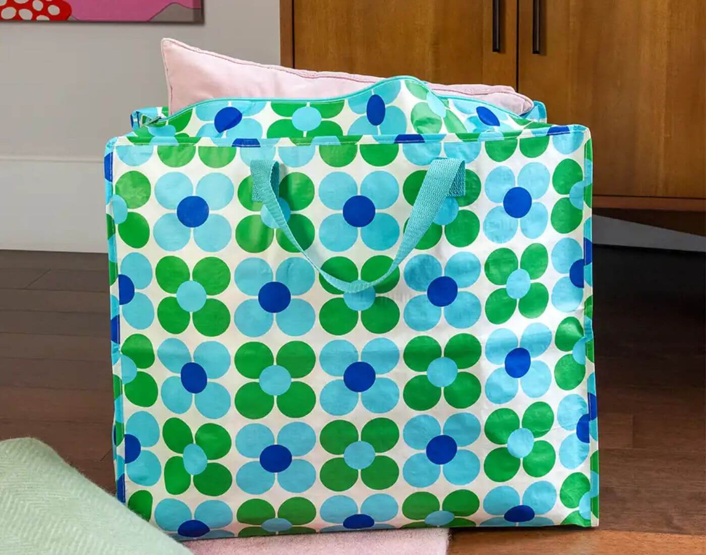 rex-london-jumbo-tasche-daisy-blau-1-1 XXL-Tasche Gänseblümchen Blau / Grün