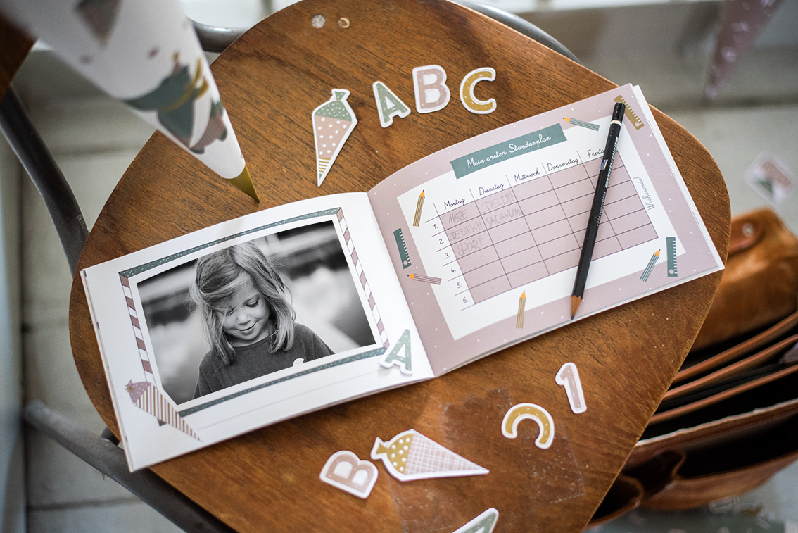 Schulkind_Erinnerungsalbum_01_web Ich bin ein Schulkind - Krokodil und Fuchs pastell