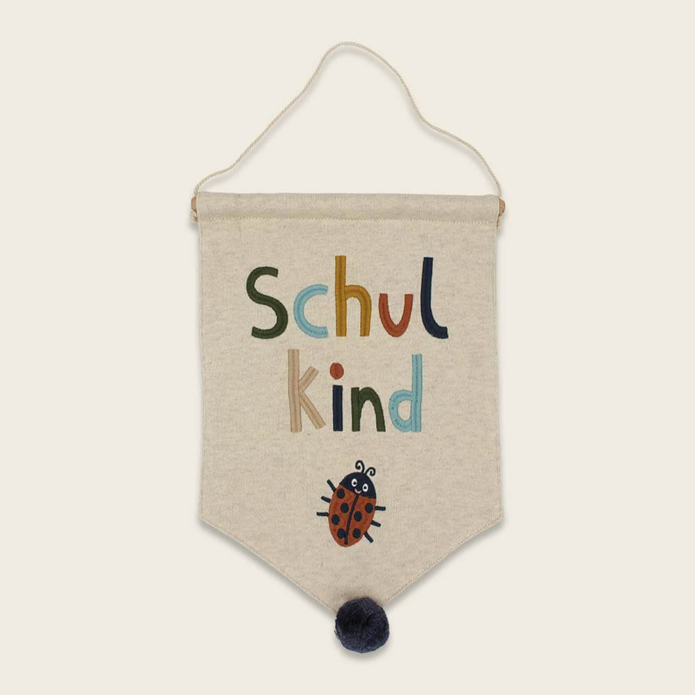 Wandbehang mit Marienkäfer „Schulkind“ off white