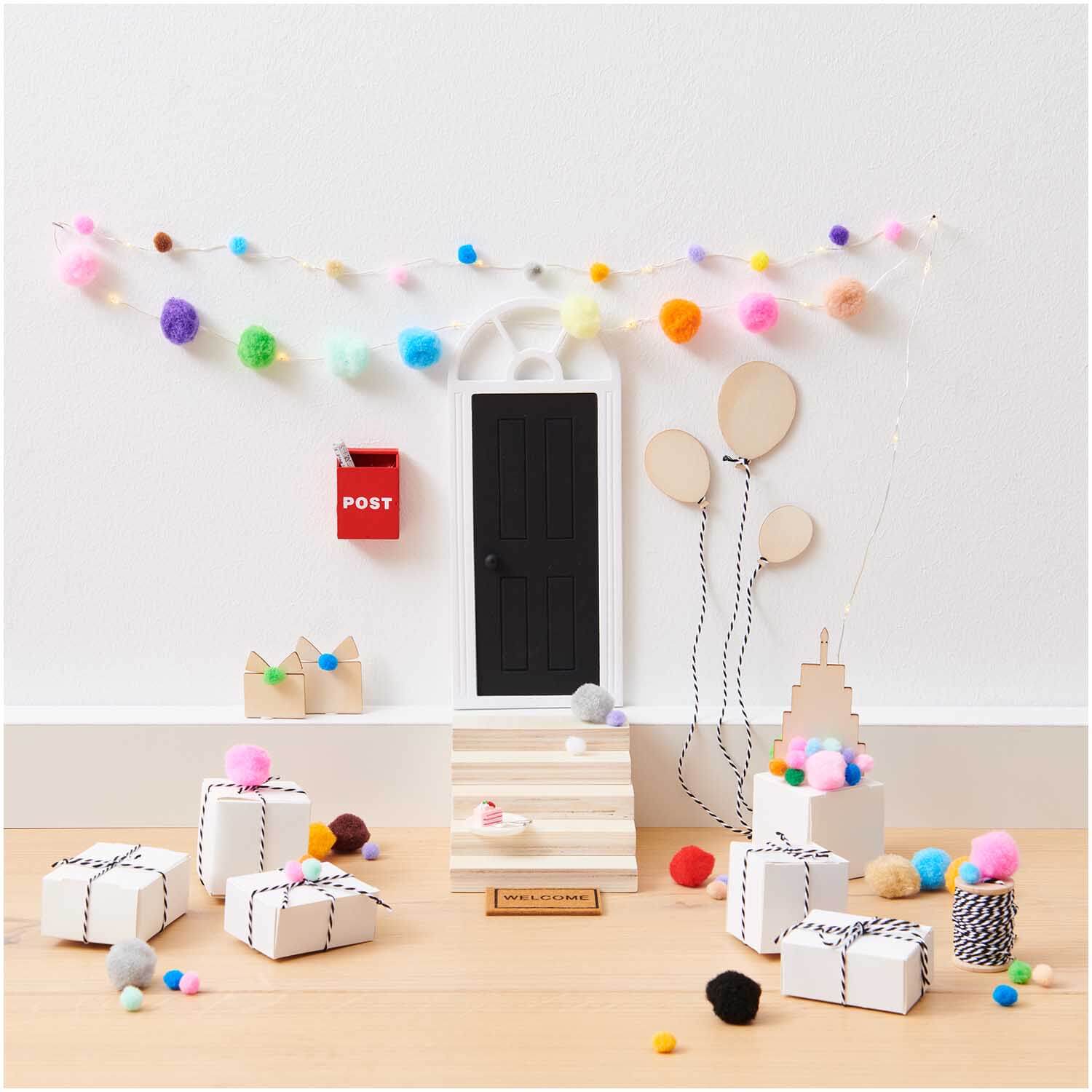 geschenk-schachtel-weiss-wichtel-1 Miniatur Geschenkschachteln 6 Stück weiß