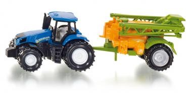 Traktor mit Feldspritze